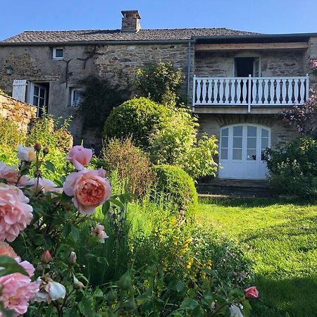 Maisonnette De Charme Les Jardins De Lou Boussac  المظهر الخارجي الصورة